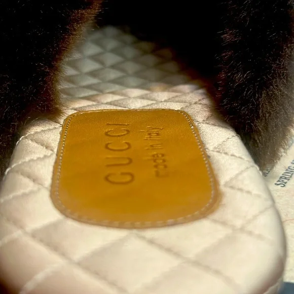 Unisex Gucci shoe  sandals/slides Real Crocodile Brand New GUCCI Rare Nojum Crocodile Alligator Leather Slippers Mules  main image 4